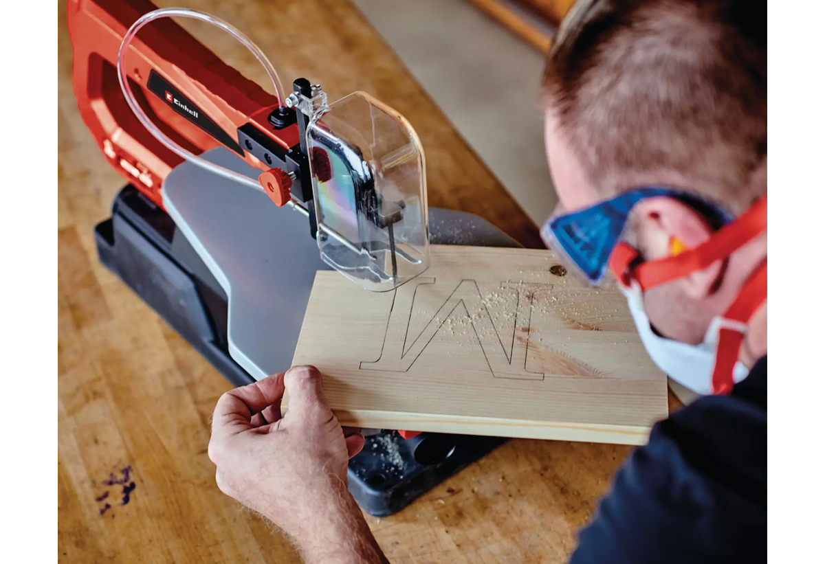 Απεικονίζεται η σέγα 